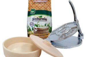 Bild von Tortilla Making Kit: Tortilla press, 1kg Naturelo & Tortilla Warmer